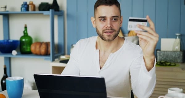 WooCommerce dla małego sklepu — kiedy warto, a kiedy nie?